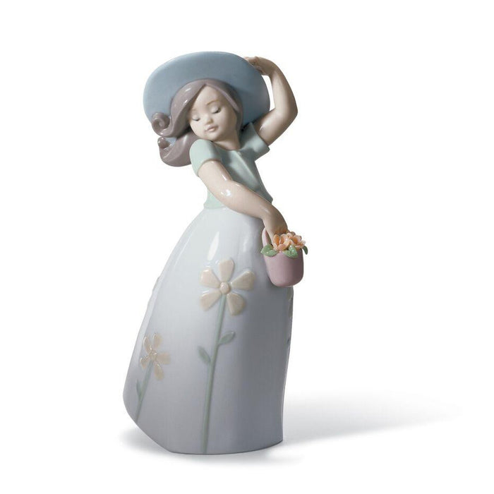 Lladro Little Daisy Girl Figurine