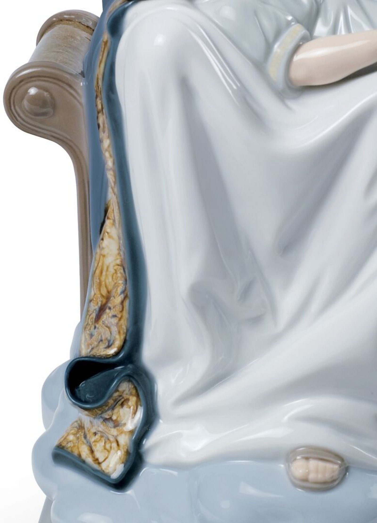 Lladro Our Lady of Divine Providence Figurine