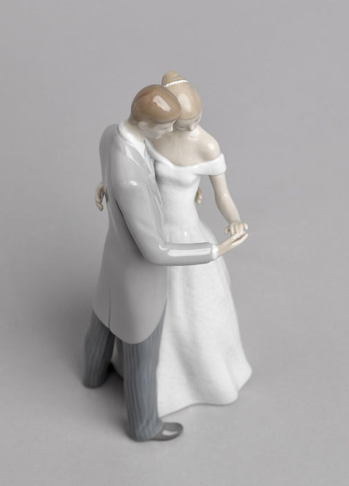 Lladro Together Forever Couple Figurine