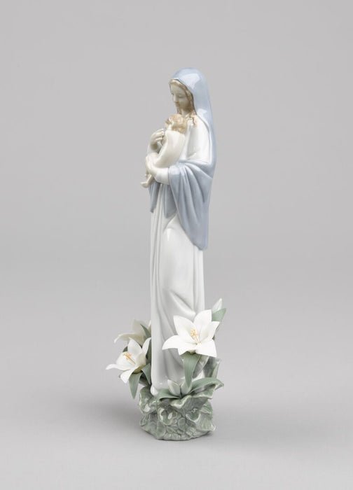 Lladro Madonna of The Flowers Figurine