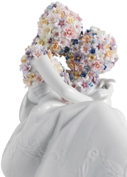 Lladro Love II Couple Figurine