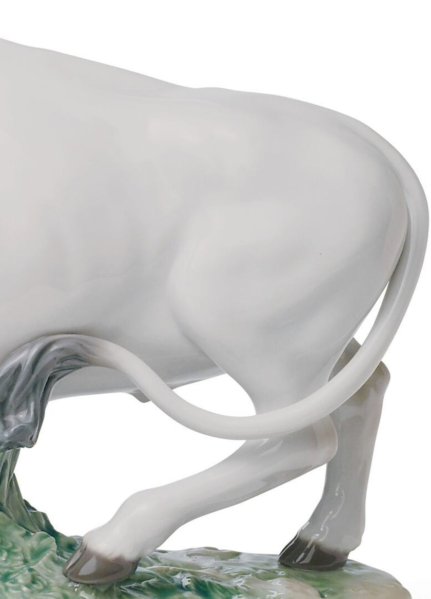 Lladro The Ox Figurine