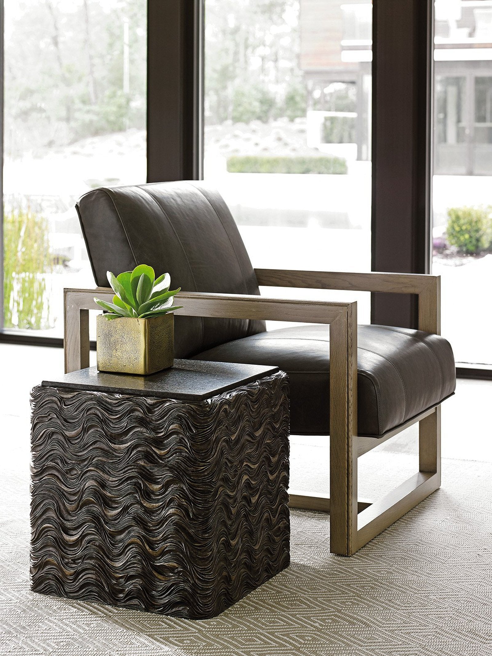 Lexington Shadow Play Talk Of The Town Cube End Table