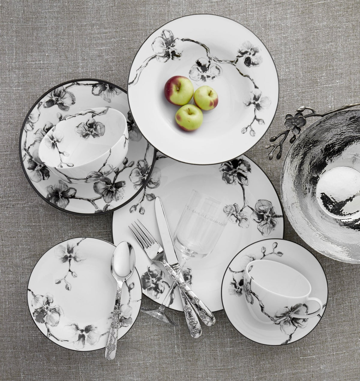 Michael Aram Black Orchid Dinner Plate