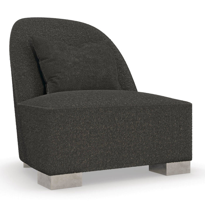Caracole Signature Metropolitan Lounge Accent Chair DSC