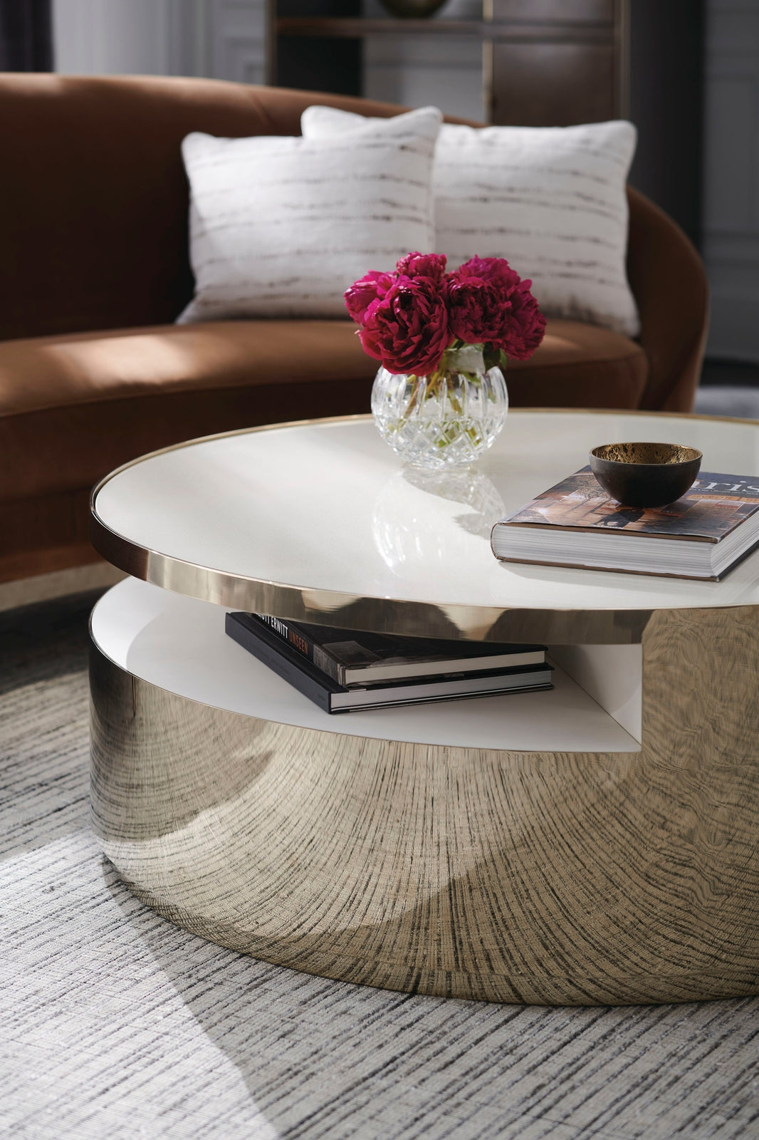 Caracole Signature Metropolitan Main Event Sofa