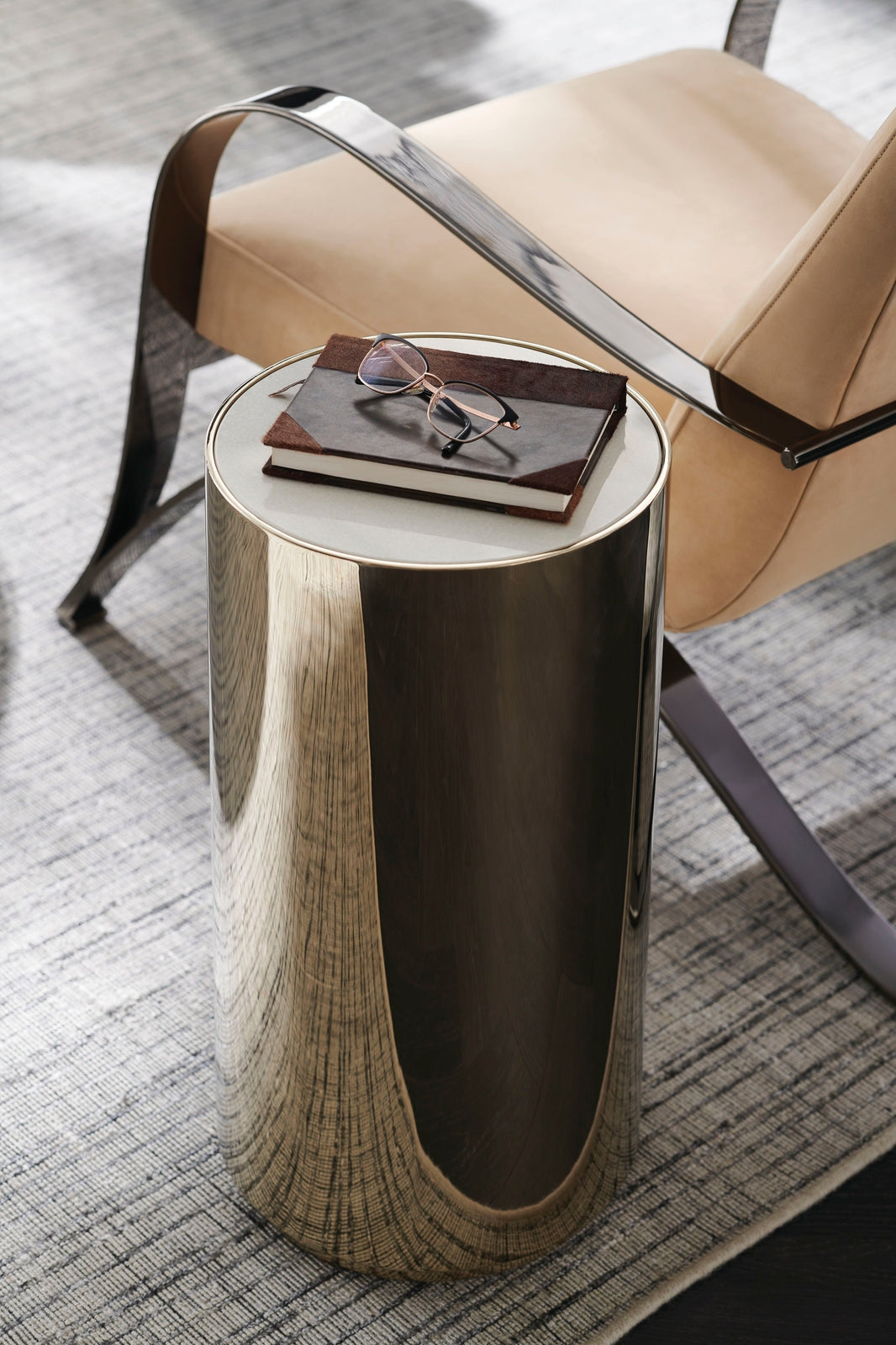 Caracole Signature Metropolitan Opening Accent Chair INV
