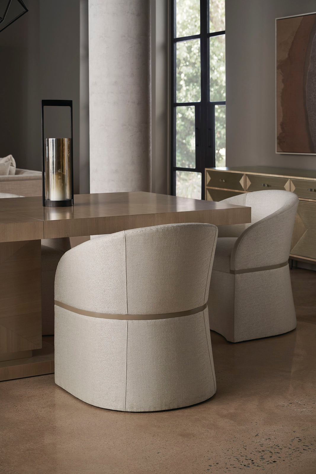 Caracole Classic Horizon Dining Table